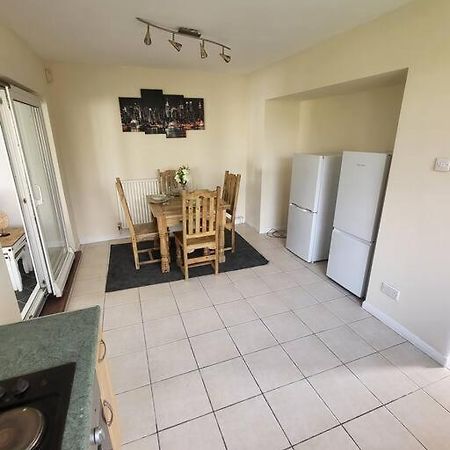 4 Bed Family Home With Secure Parking. Warwick Uni Coventry Eksteriør bilde